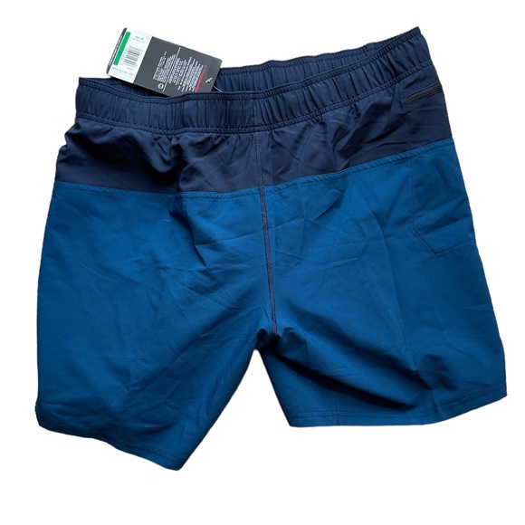 Oakley Core Richter Shorts - Picture 2 of 2